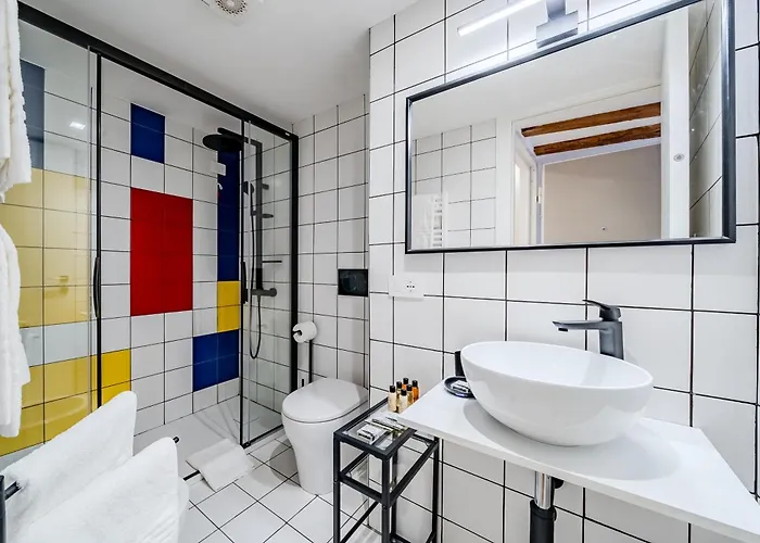 Mondrian E Monet 100m Dalla Biennale 公寓 *