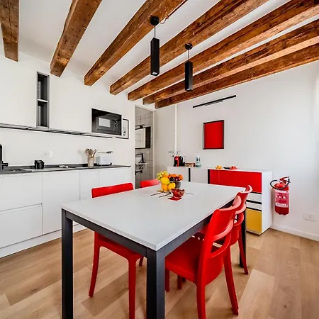 Mondrian E Monet 100m Dalla Biennale Appartamento Venezia