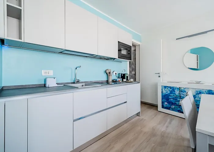 Mondrian E Monet 100m Dalla Biennale דירה ונציה